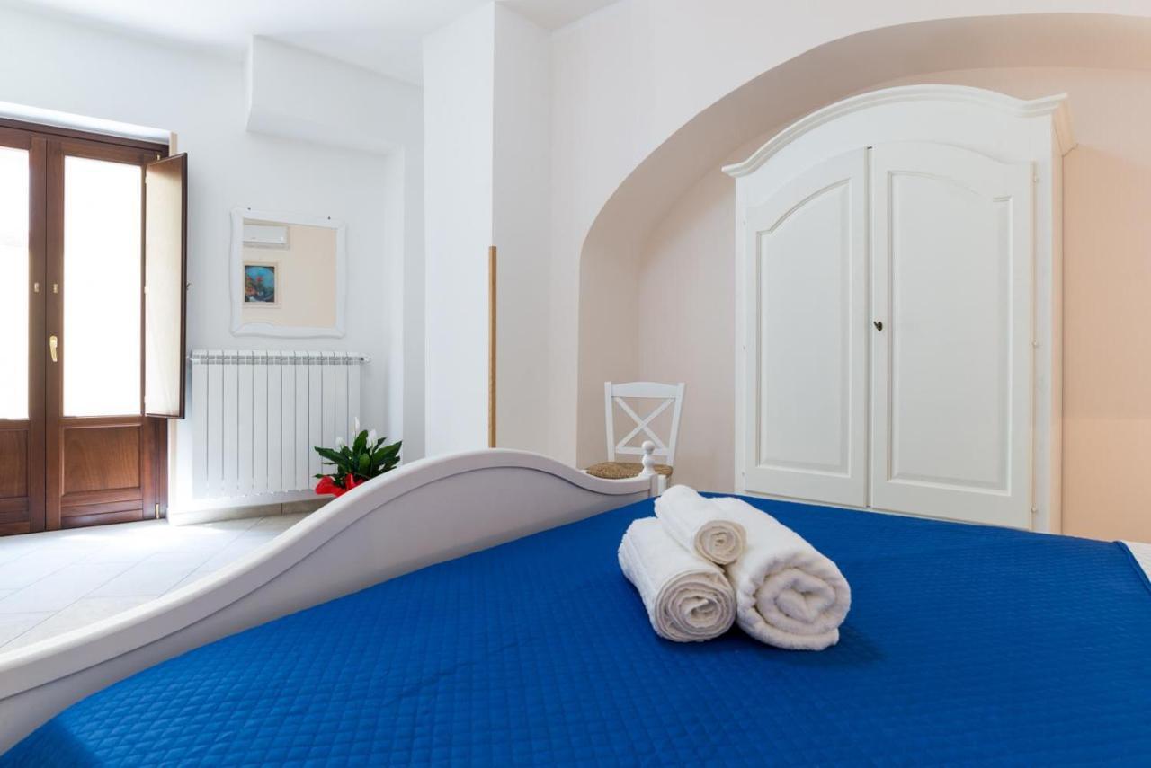 Casa Vacanza Rosy Di Guida Rosy Giungano Ngoại thất bức ảnh