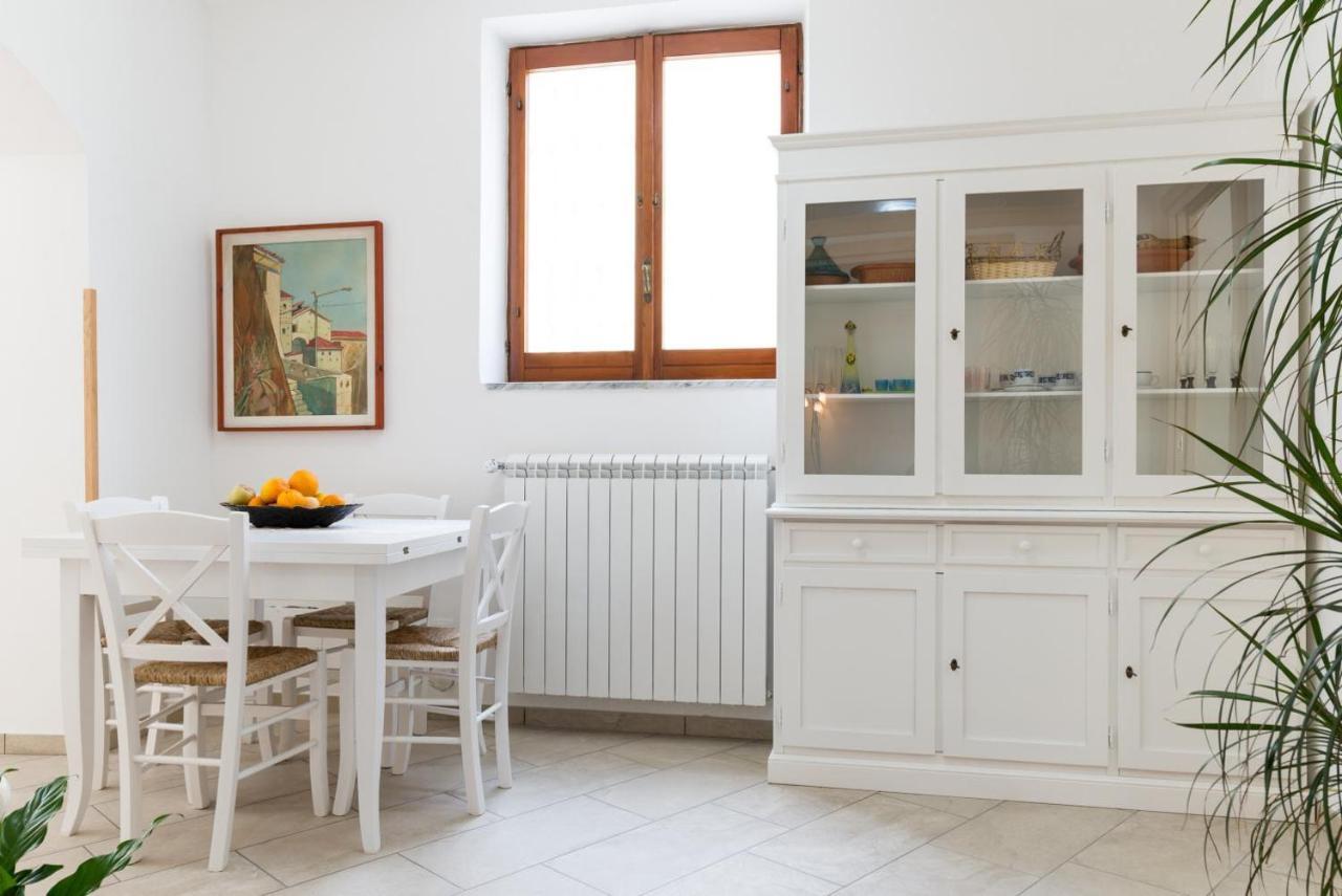 Casa Vacanza Rosy Di Guida Rosy Giungano Ngoại thất bức ảnh