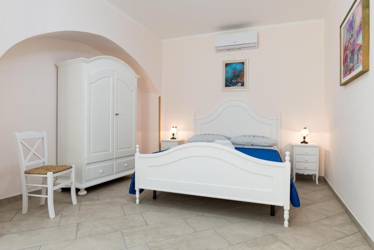 Casa Vacanza Rosy Di Guida Rosy Giungano Ngoại thất bức ảnh